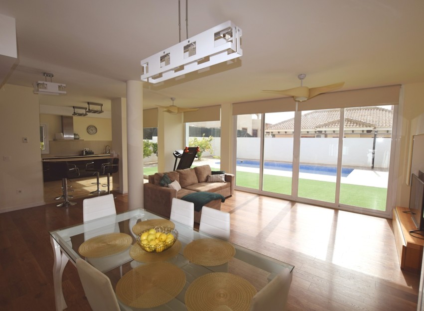 Revente - Villa - San Fulgencio - La Marina