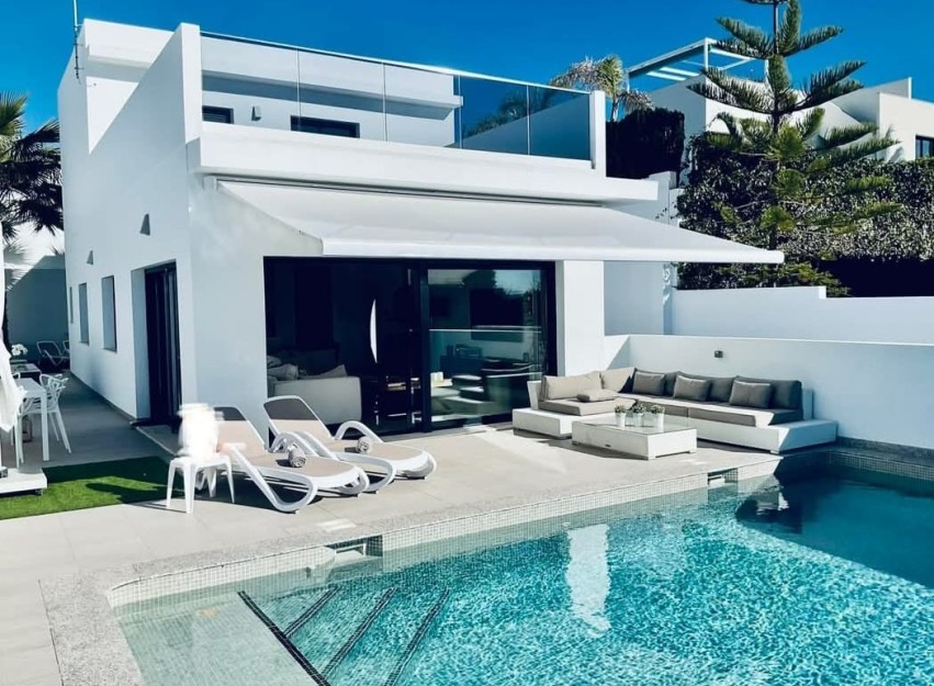 Revente - Villa - San Fulgencio - Urbanización La Marina