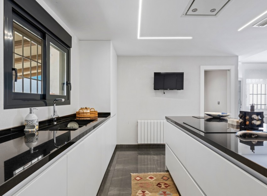 Revente - Villa - San Juan - Frank Espinós