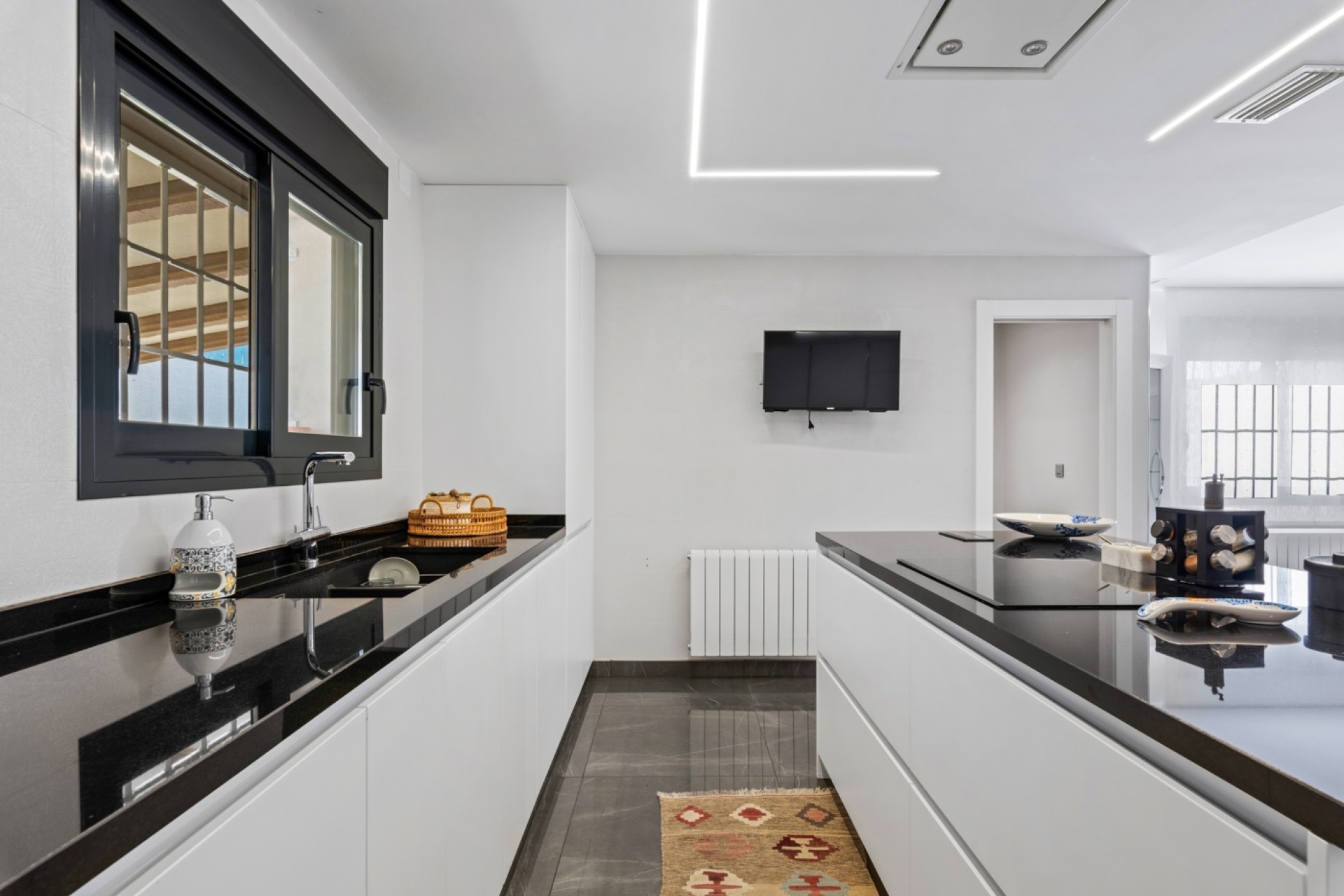 Revente - Villa - San Juan - Frank Espinós