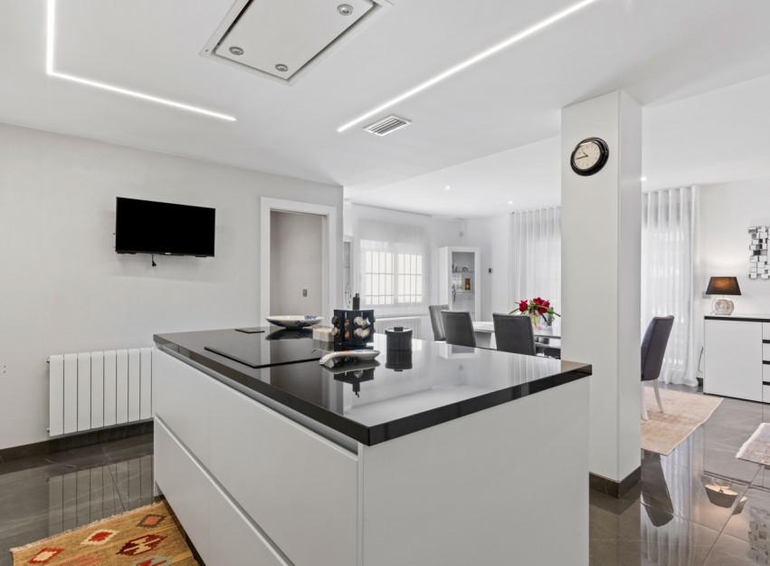 Revente - Villa - San Juan - Frank Espinós