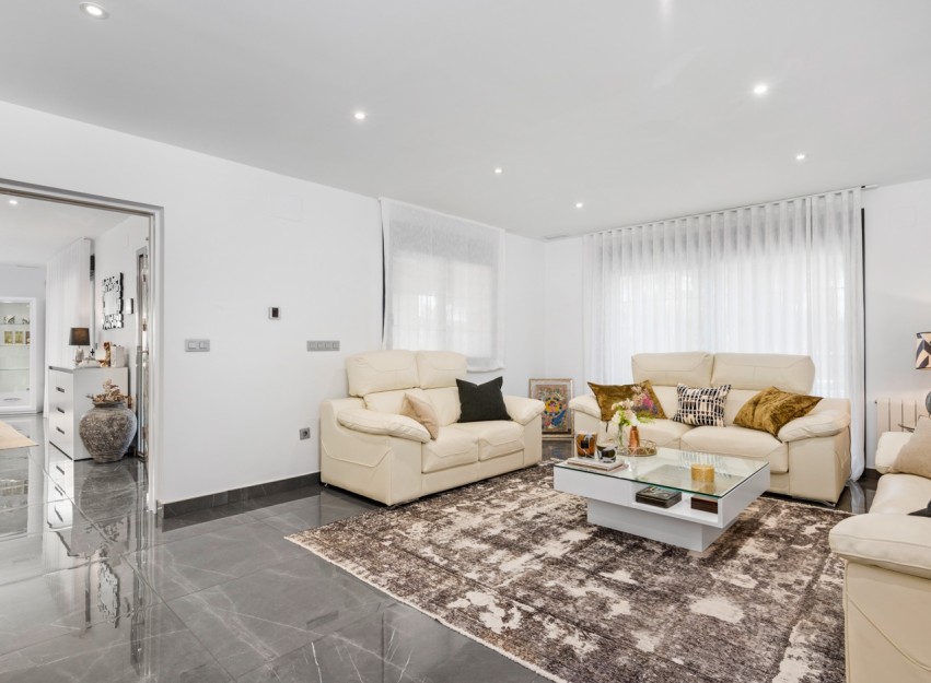 Revente - Villa - San Juan - Frank Espinós