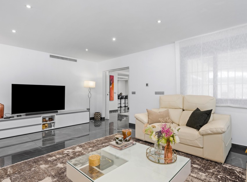 Revente - Villa - San Juan - Frank Espinós