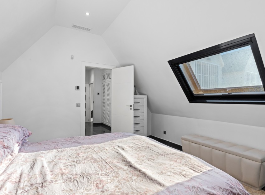 Revente - Villa - San Juan - Frank Espinós