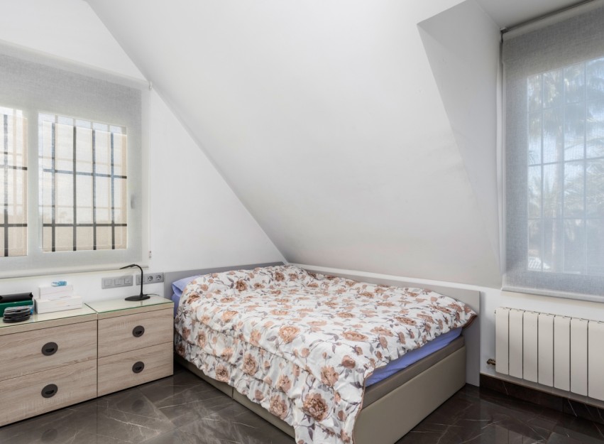 Revente - Villa - San Juan - Frank Espinós