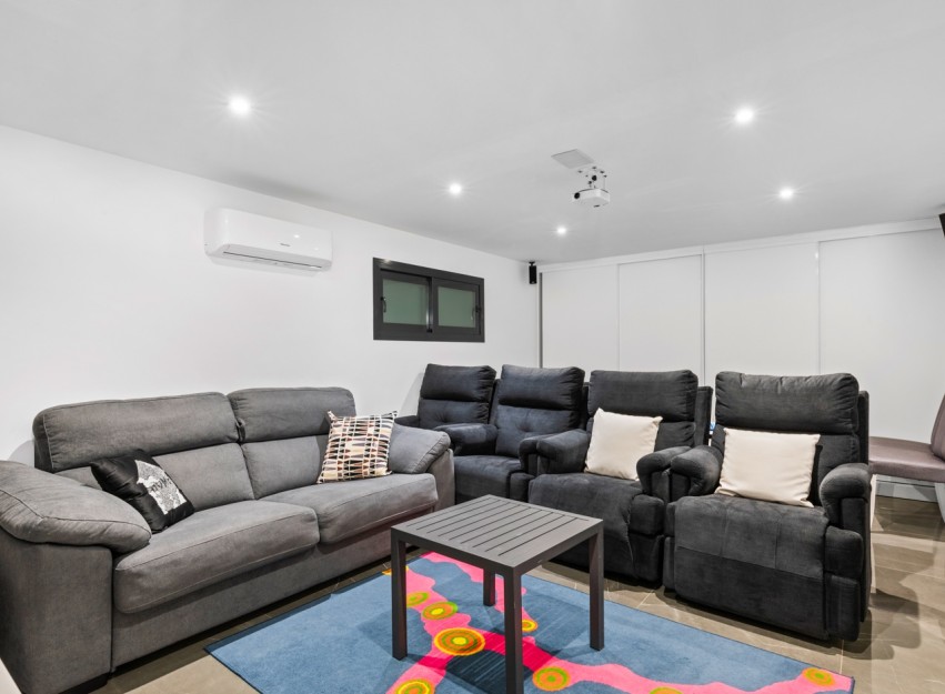 Revente - Villa - San Juan - Frank Espinós