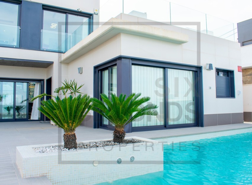 Revente - Villa - San Miguel de Salinas - Urbanizaciones