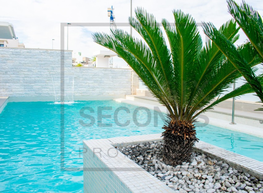 Revente - Villa - San Miguel de Salinas - Urbanizaciones