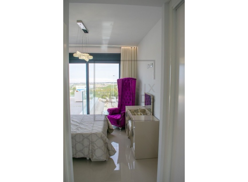 Revente - Villa - San Miguel de Salinas - Urbanizaciones
