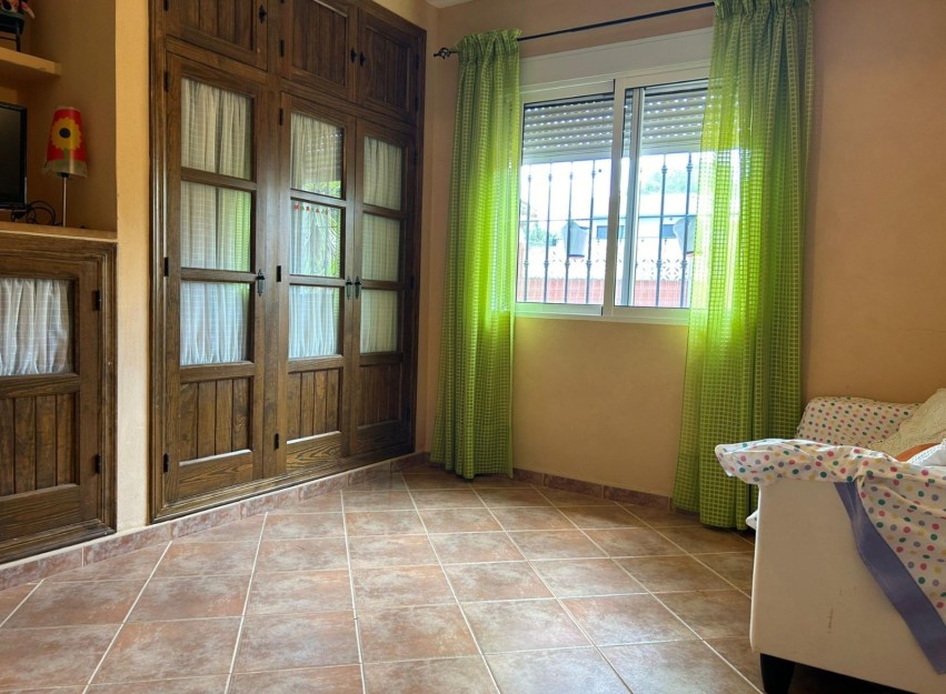 Revente - Villa - San Miguel de Salinas - Urbanizaciones