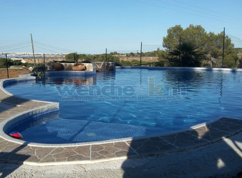 Revente - Villa - Torrevieja - Los Balcones