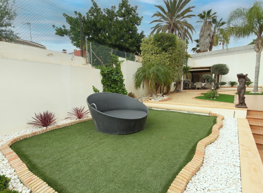 Revente - Villa - Torrevieja - Los Balcones
