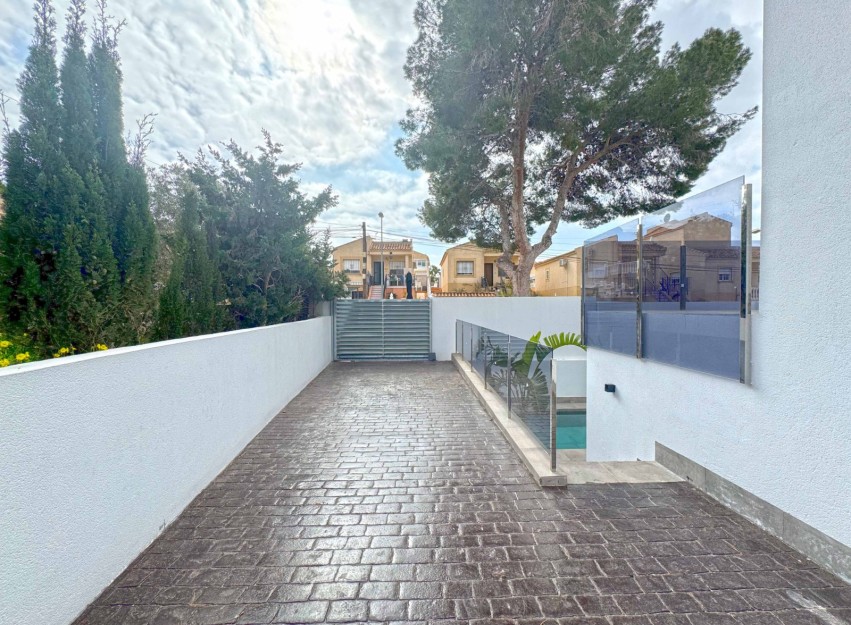 Revente - Villa - Torrevieja - Los Balcones