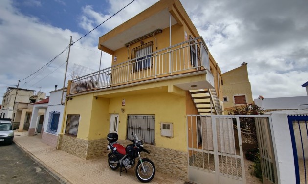 Townhouse - Resale - Los Nietos - Playa