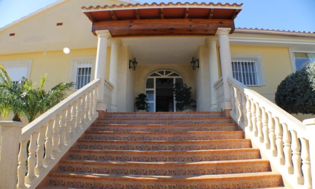 Villa - Herverkoop - Alfas del Pí - MM-68761