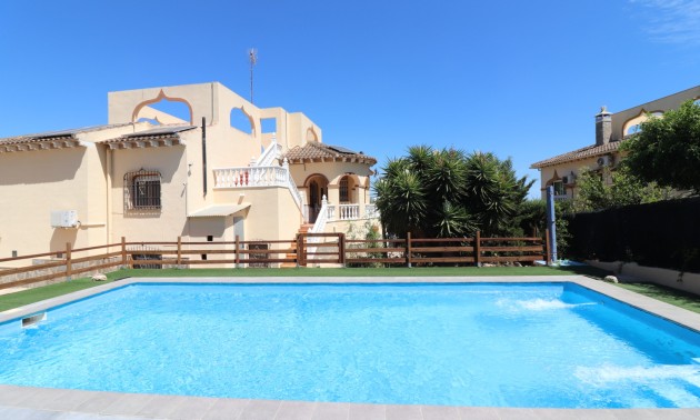 Villa - Herverkoop - Algorfa - Lomas de La Juliana