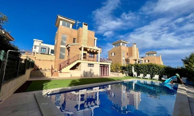 Villa - Herverkoop - La Nucía - La Nucía