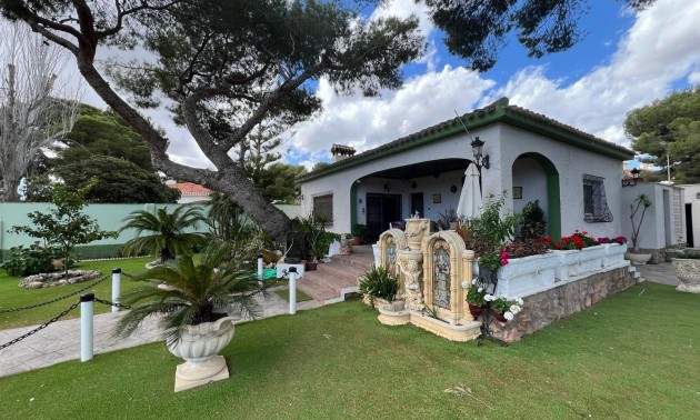 Villa - Herverkoop - Orihuela Costa - Campoamor