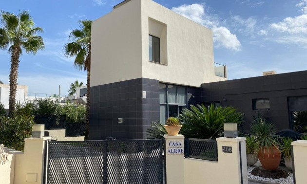 Villa - Herverkoop - Orihuela Costa - Villamartín