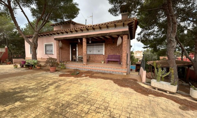 Villa - Herverkoop - San Miguel de Salinas - Urbanizaciones