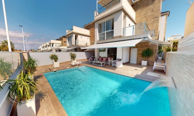 Villa - Herverkoop - Torrevieja - Torrevieja