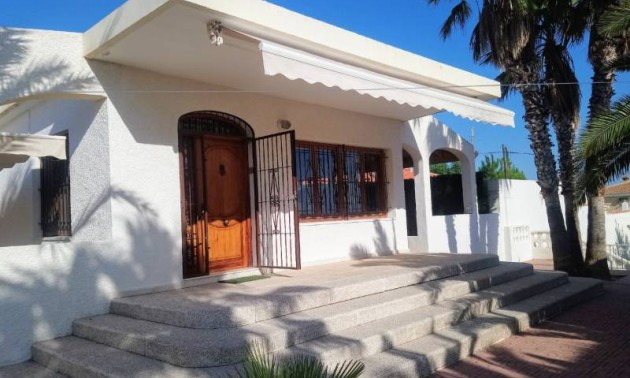 Villa - Herverkoop - Villajoyosa - Varadero/ Estudiantes beach