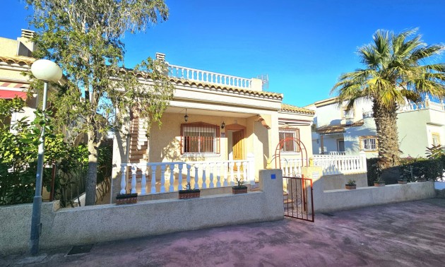 Villa - Resale - Algorfa - Montemar