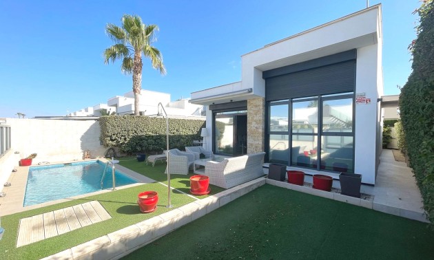 Villa - Revente - Ciudad Quesada - Pueblo Bravo