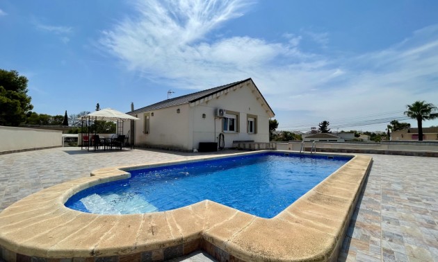 Villa - Revente - Torrevieja - Los Balcones