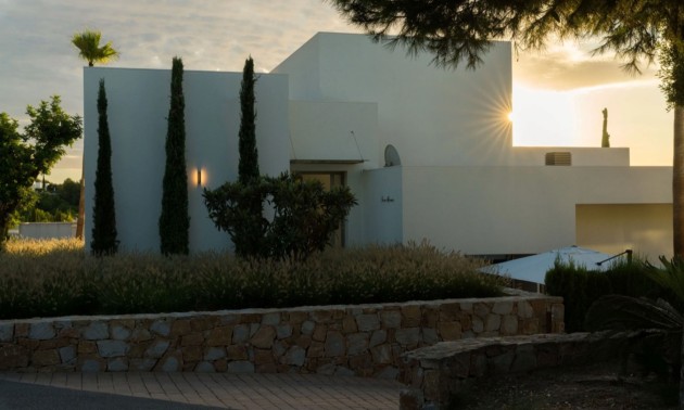 Resale - Villa - San Miguel de Salinas - Las Colinas golf