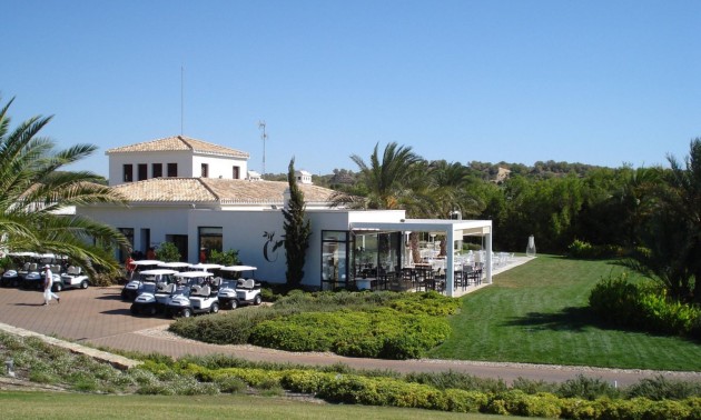 Resale - Villa - San Miguel de Salinas - Las Colinas golf