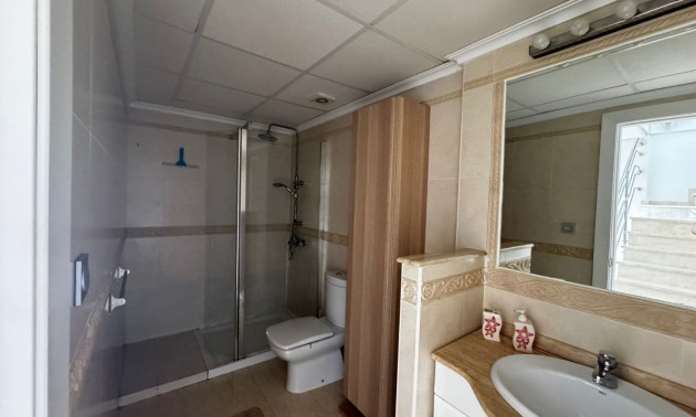 Resale - Apartment - Guardamar del Segura - El Raso