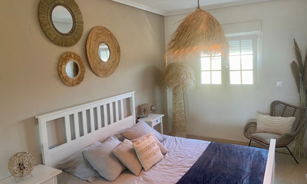 Resale - Apartment - Guardamar del Segura - El Raso