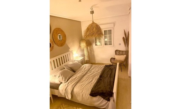 Resale - Apartment - Guardamar del Segura - El Raso