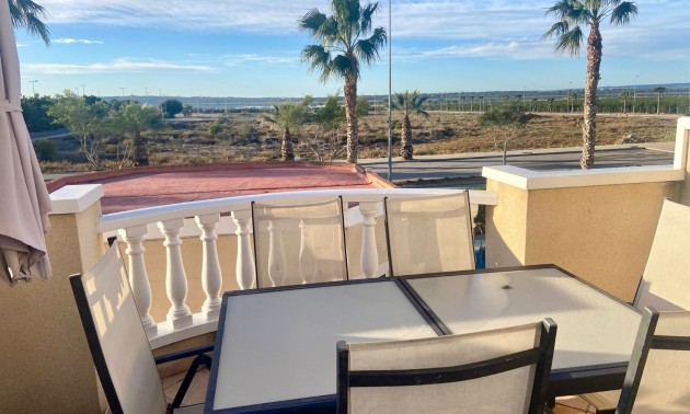 Resale - Apartment - Guardamar del Segura - El Raso