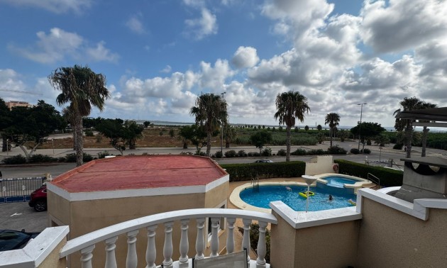 Resale - Apartment - Guardamar del Segura - El Raso