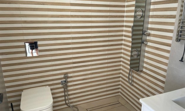 Herverkoop - Villa - Torrevieja - Los Balcones