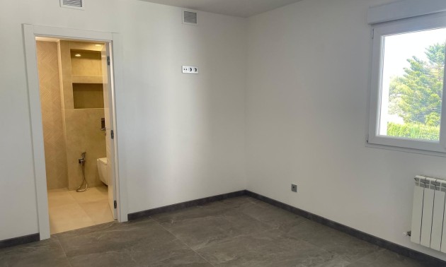 Herverkoop - Villa - Torrevieja - Los Balcones