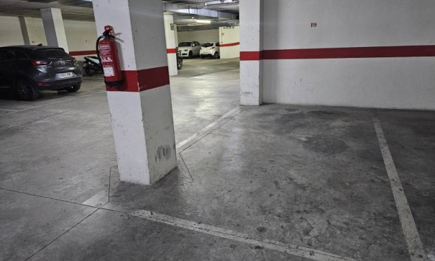 Herverkoop - Apartment - Villajoyosa - town