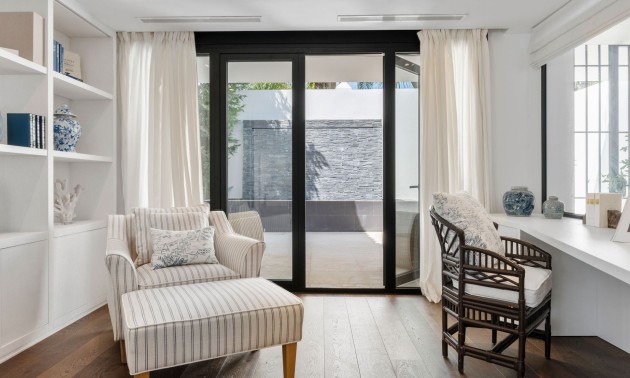 Herverkoop - Villa - Marbella - Los Naranjos de Marbella