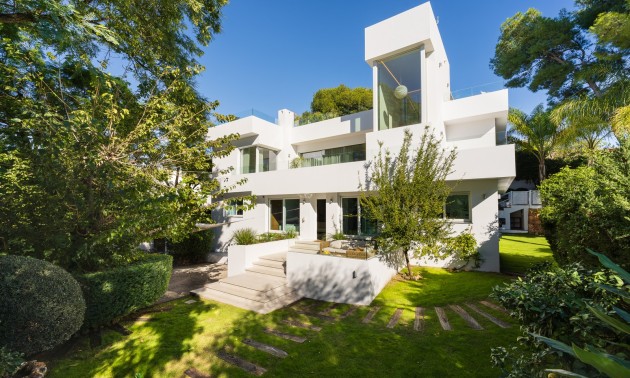 Herverkoop - Villa - Marbella - Nueva Andalucía