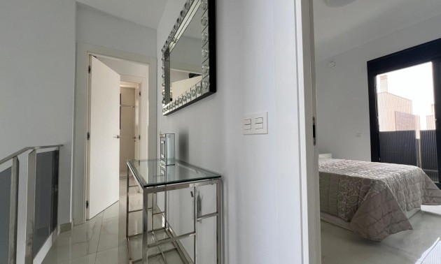 Herverkoop - Villa - Orihuela Costa - Lomas De Cabo Roig