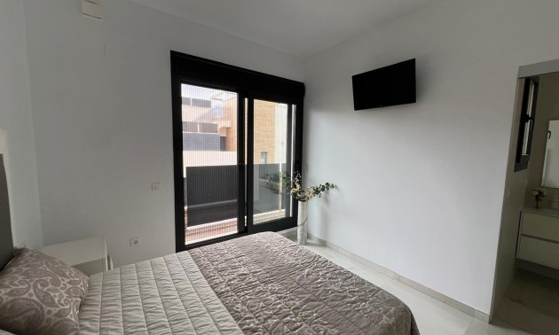 Herverkoop - Villa - Orihuela Costa - Lomas De Cabo Roig