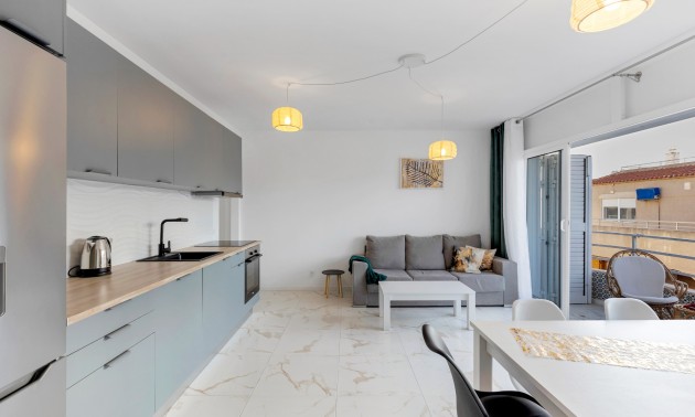 Herverkoop - Apartment - Torrevieja - La Mata