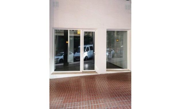 Revente - Commercial - Benidorm - Colonia Madrid