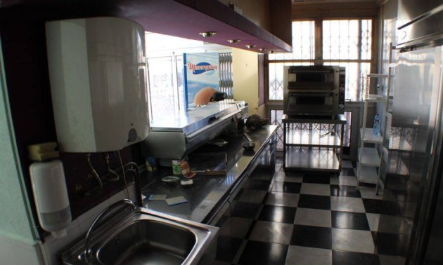 Revente - Commercial - Benidorm - Juzgados
