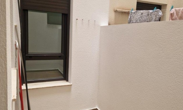 Resale - Apartment - La Nucía - town