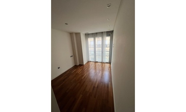 Nouvelle construction - Apartment - Elche