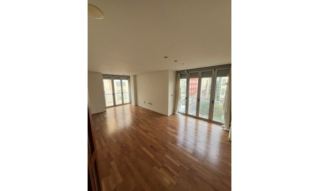 Nouvelle construction - Apartment - Elche