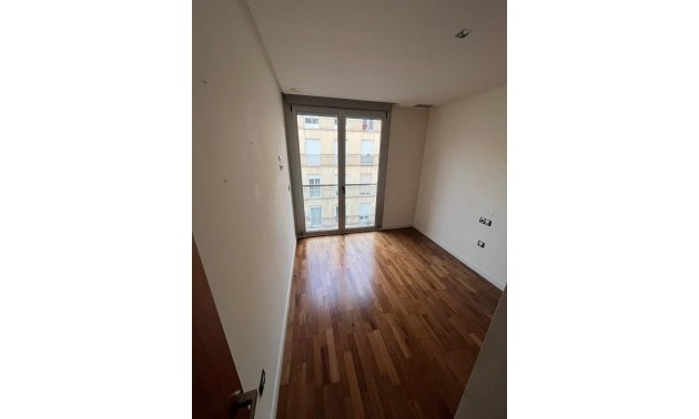 Nouvelle construction - Apartment - Elche